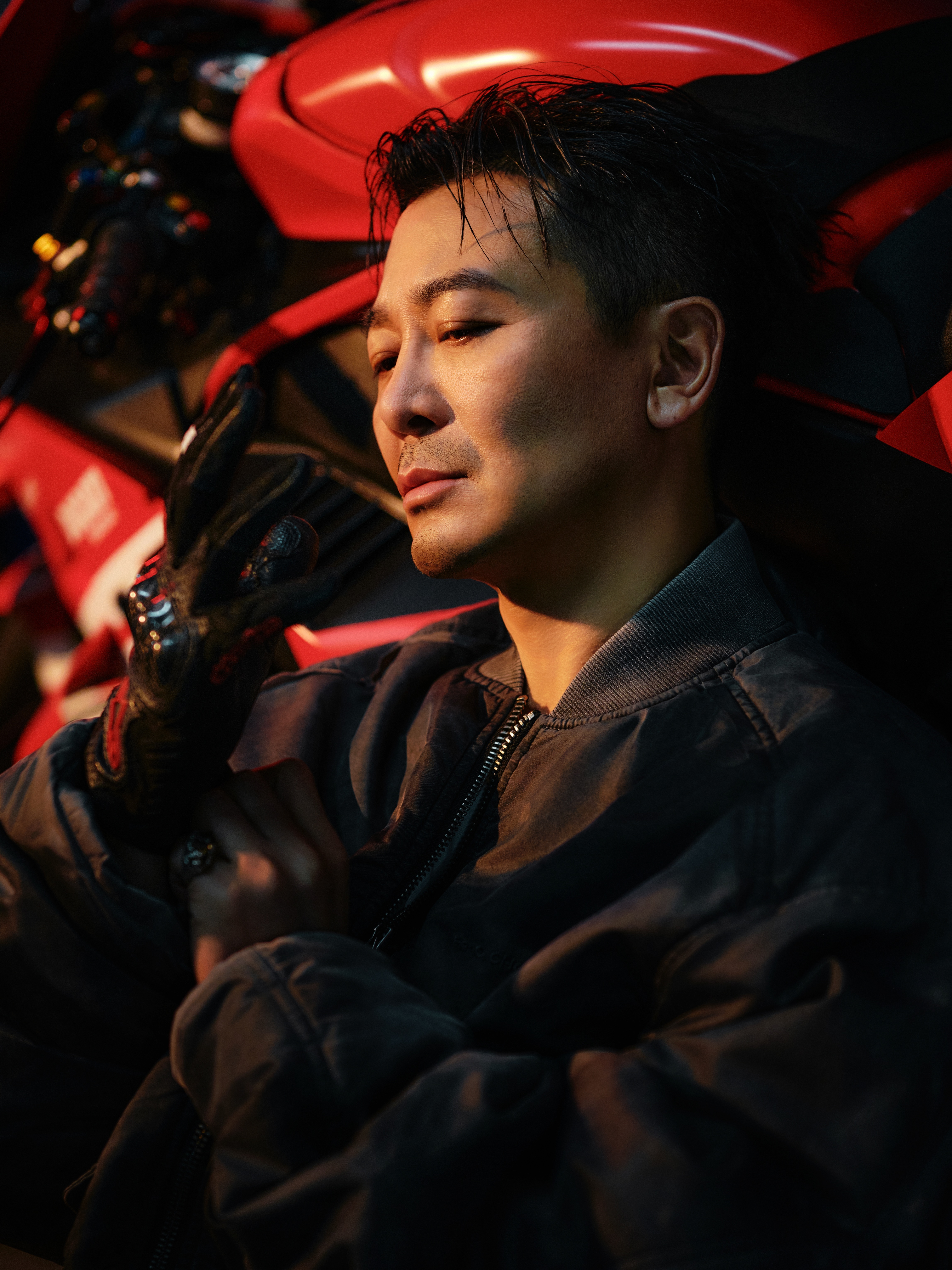 吴樾吴樾机车风给到夯吴樾这还是我认识的 70 后吗我都不敢信这是 70 后吴樾！