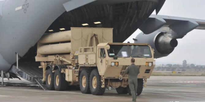 据悉，美国已将本国境内所有可用的“萨德”反导系统全部调离本土。

除目前各有一套