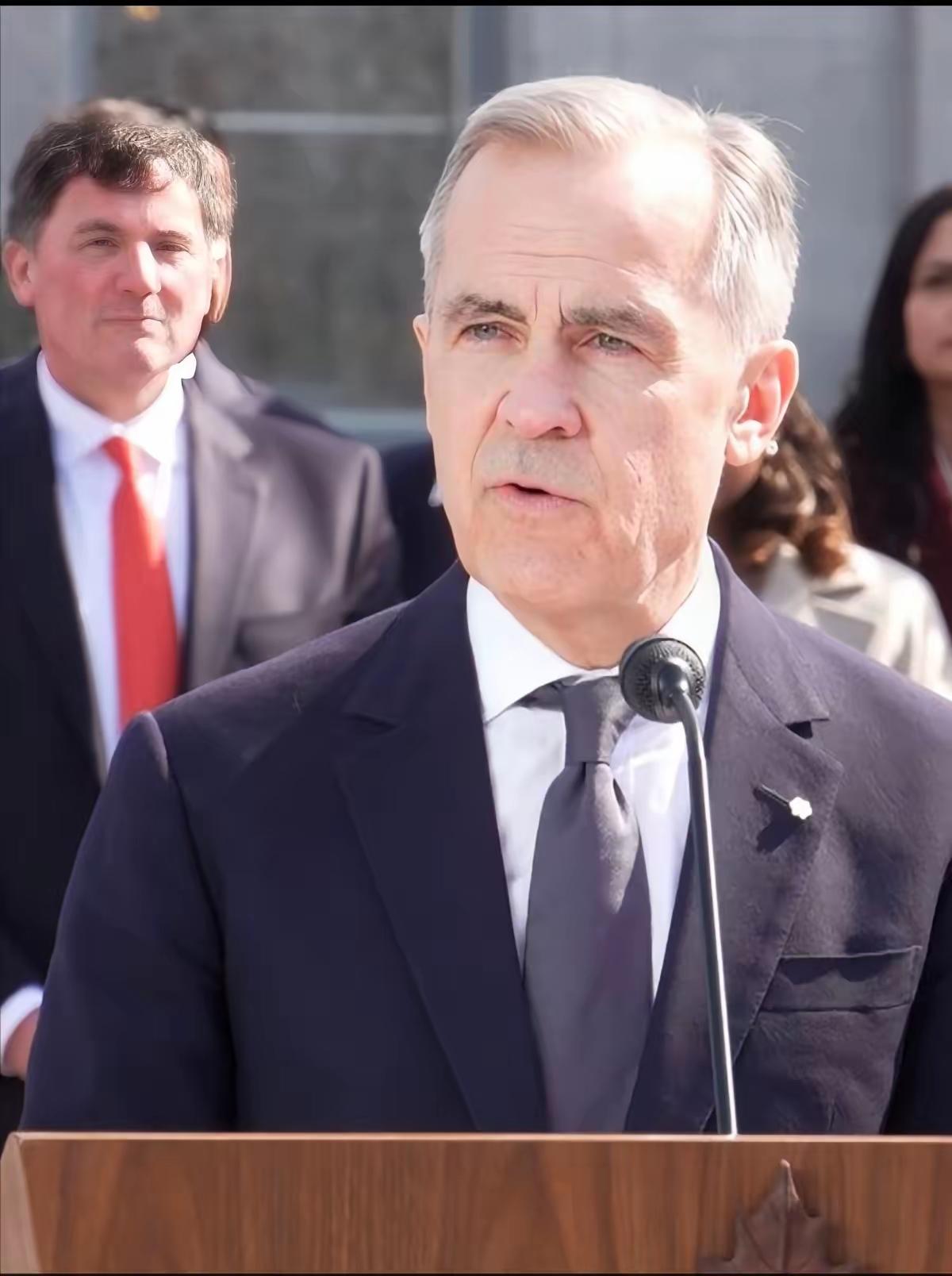 加拿大总理卡尼最近的讲话令人震惊
​        在年终专访中公开划定了对华交