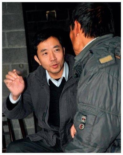 [中国赞]2015年，巴东县原县长刘冰在入狱前一天，陈行甲问他：“为什么这么恨我