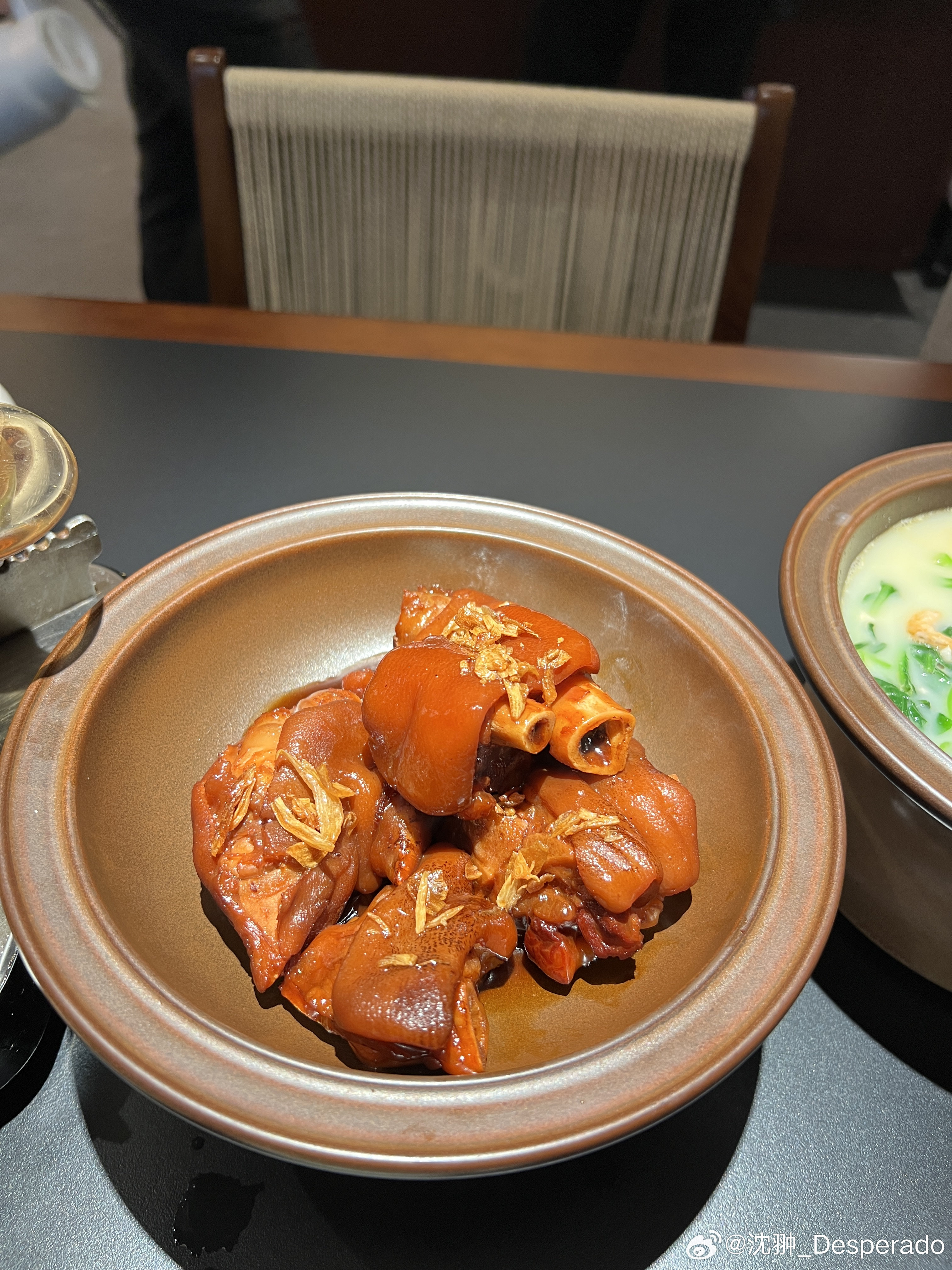 睡不着，聊会儿？老规矩问什么都行 北京