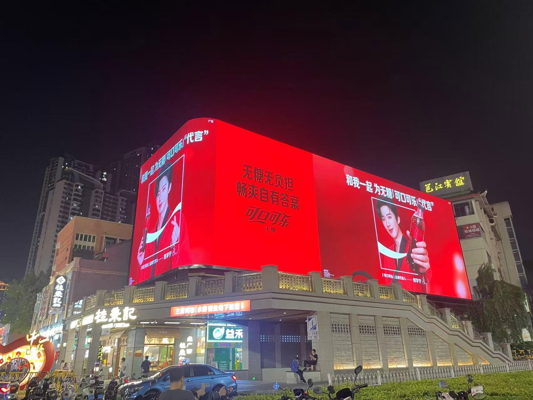 慢慢学会和自己和解，原谅生活的不完美，也原谅偶尔脆弱的自己。人活着，开心很重要，