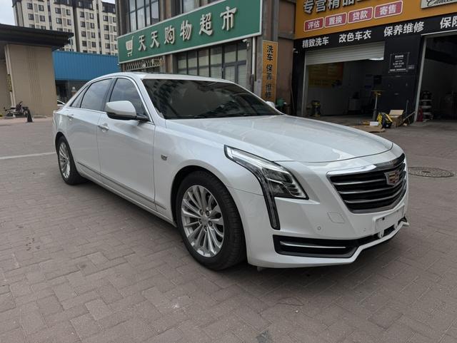 7.18万买当年49万的CT6，到底贵了还是捡漏了？
先说结论：这台CT6的7.