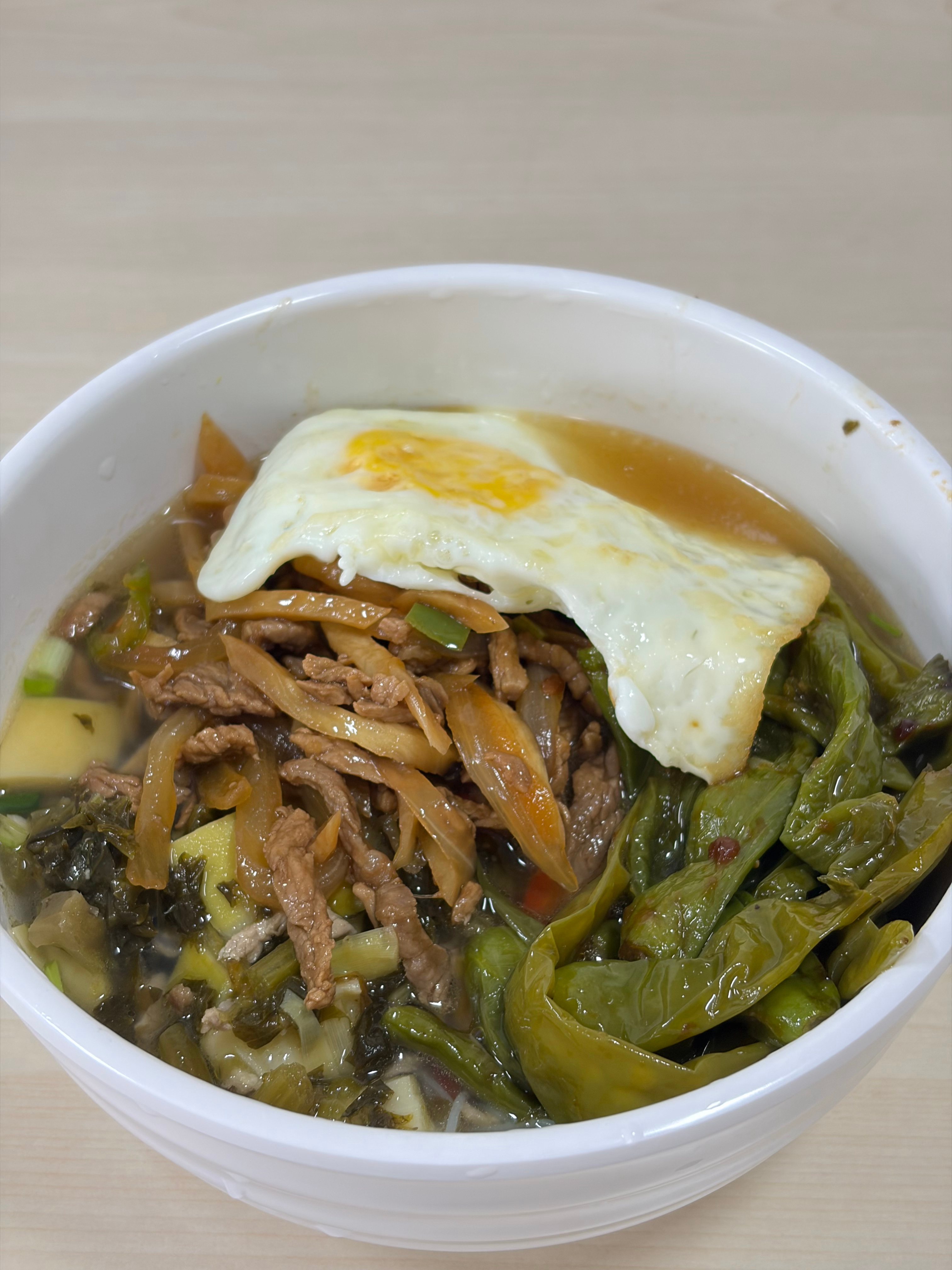 简简单单一碗面🍜 