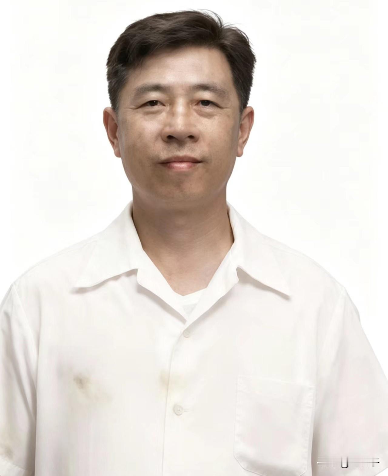 中国人民解放军开国将校名录之第1506位，于英川（1913一）黑龙江省泰来县人。
