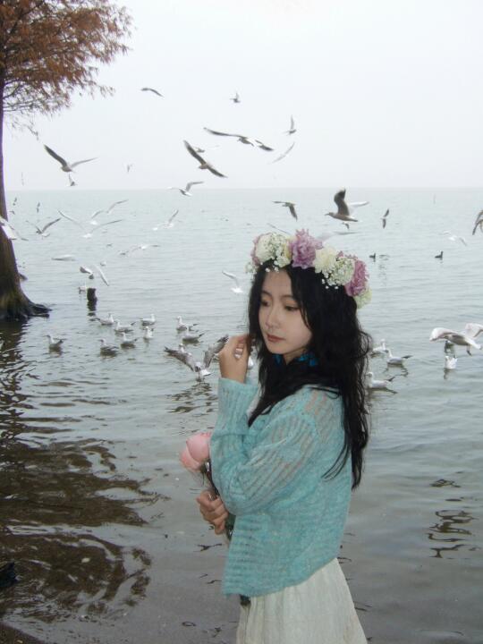 就这样水灵灵地在昆明荒岛求生了