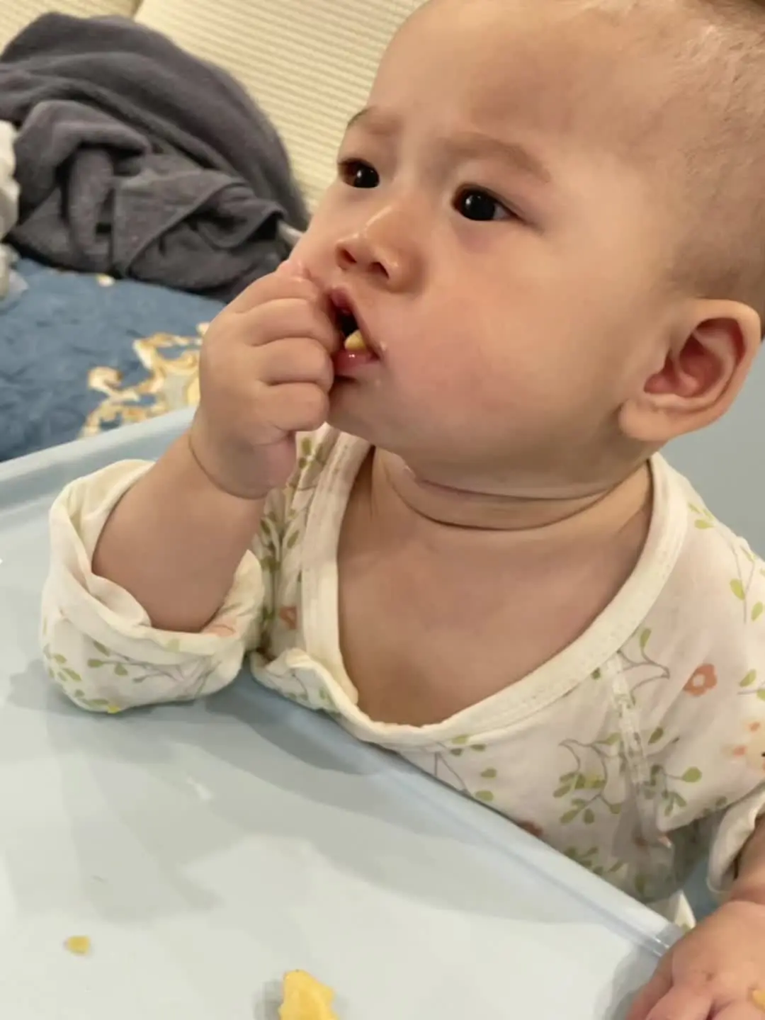 谁家小孩真的漂亮呀 哇 是我家女儿吖～谁家小孩这么有孝心呀 哈哈哈 是...