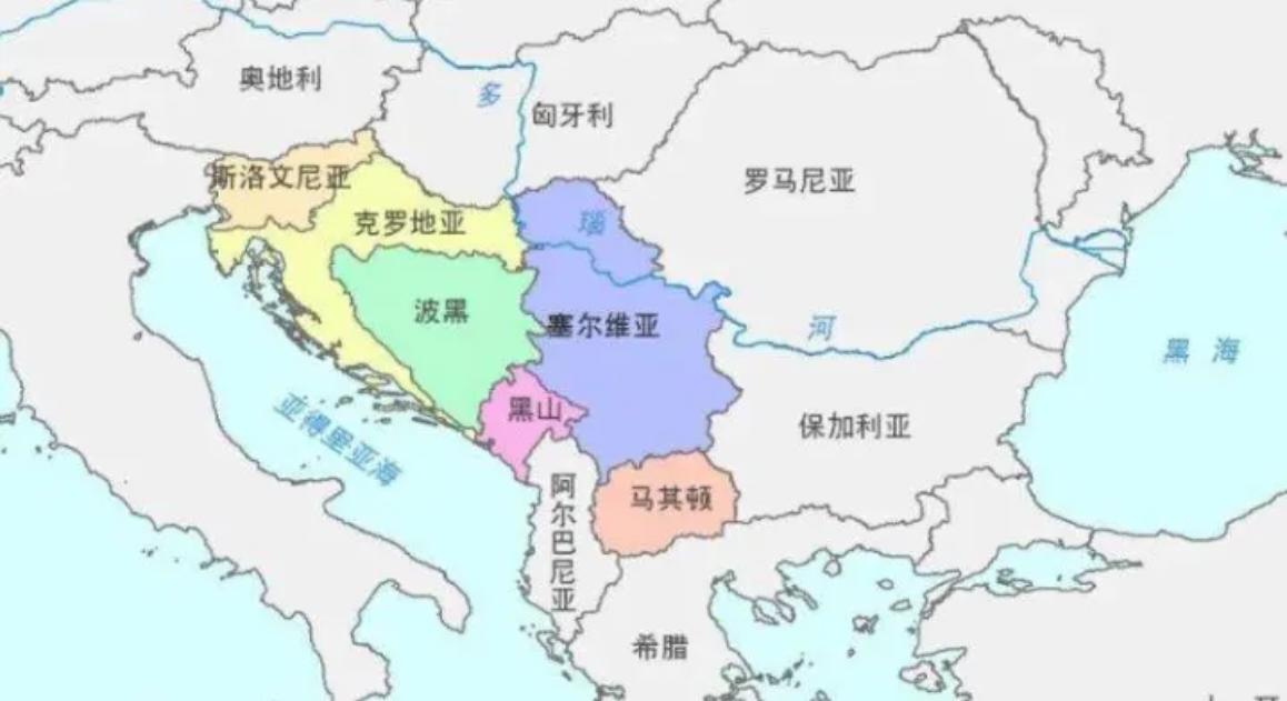 武契奇这次来华大概率要碰大钉子！不是外交冷淡也不是行程太密，只因他曾经在电视上亲
