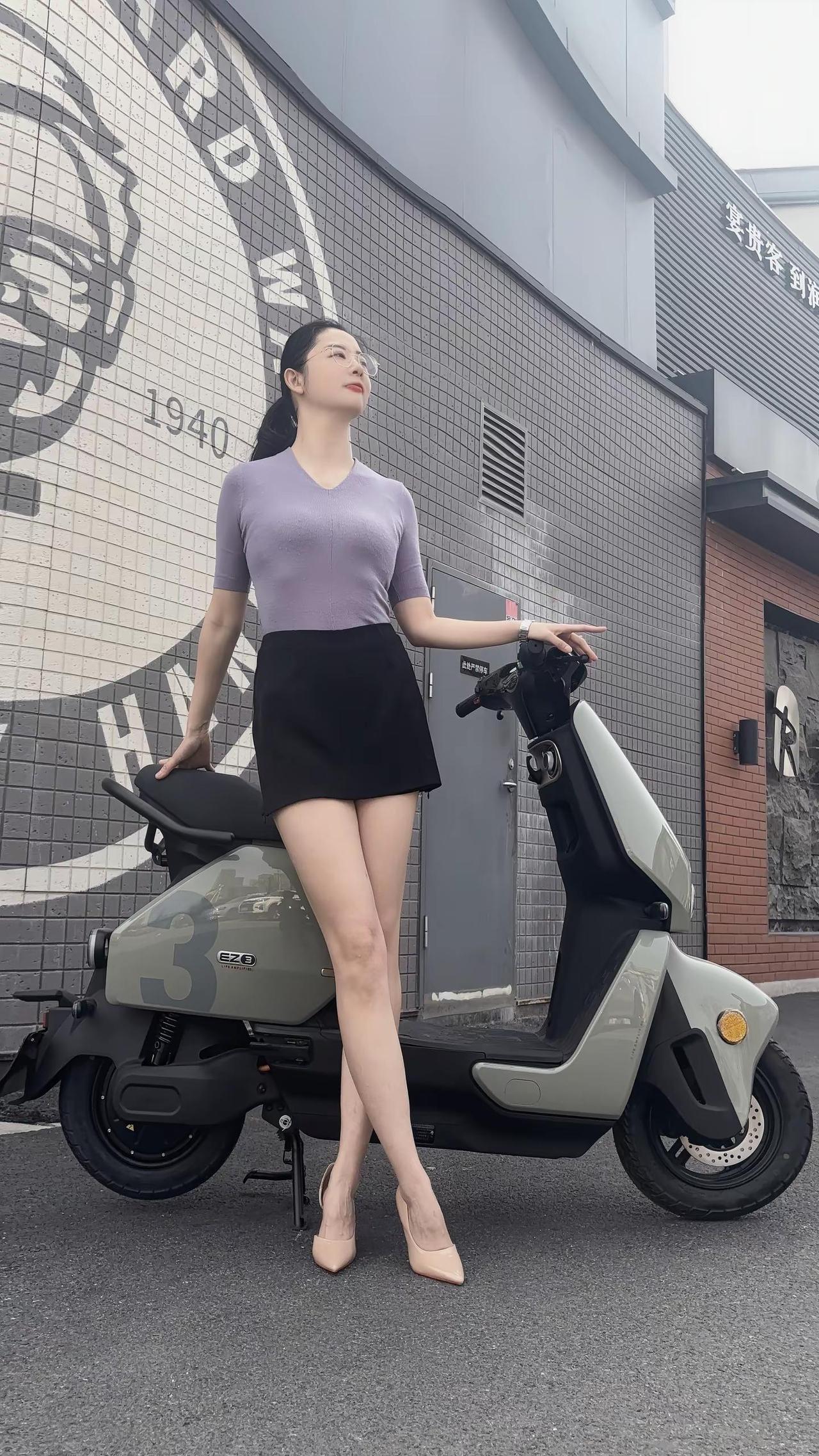 今天当了一个车模