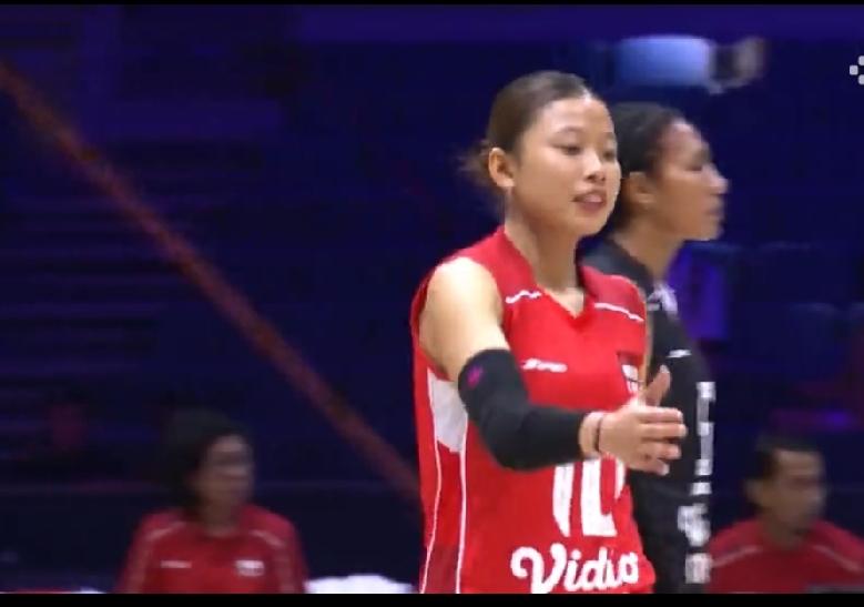 韩国意外丟局，淘汰赛战泰国一轮游。
韩国女排意外输中国香港一局，胜负局之比值下降