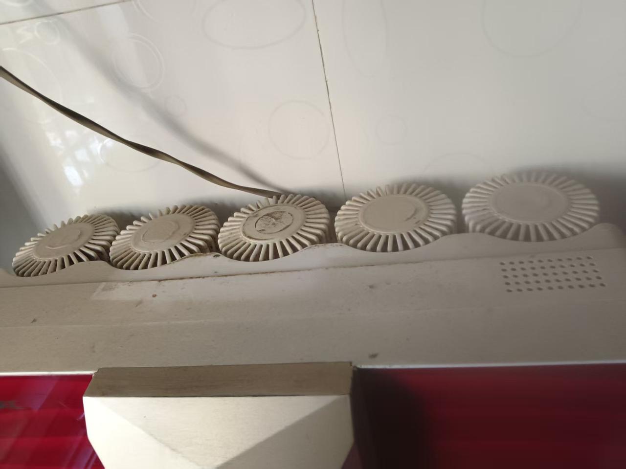 你的灵活就业社保交了多少年了?
交了很多年，的确比较吃力，负担不起，每个月一千六