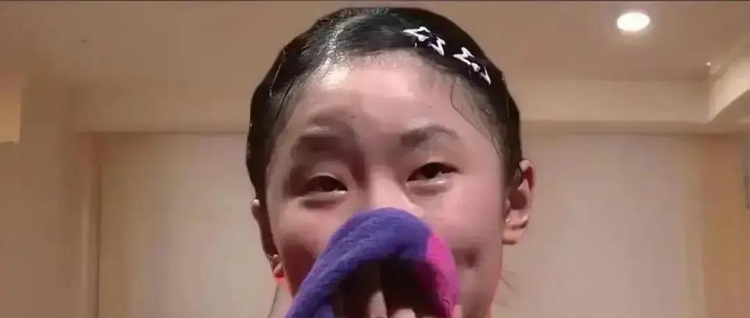 兄妹俩省掉2个月集训！
 
日本乒协10月1日新规：世界前15且一年打满两站WT