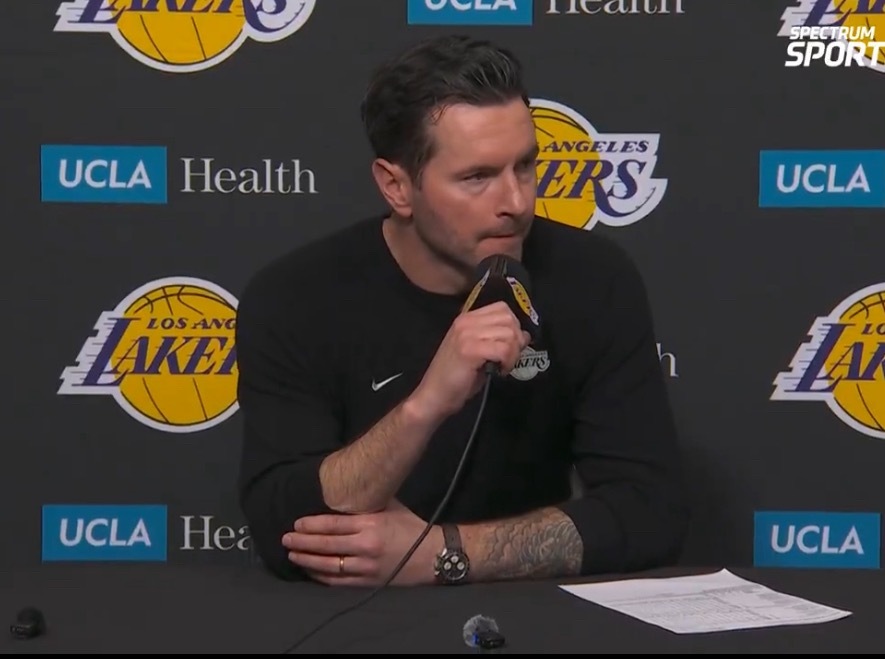 雷迪克评价卢卡这疯狂一夜里最让人印象深刻的表现：“一些离谱的进球，而且还是面对一