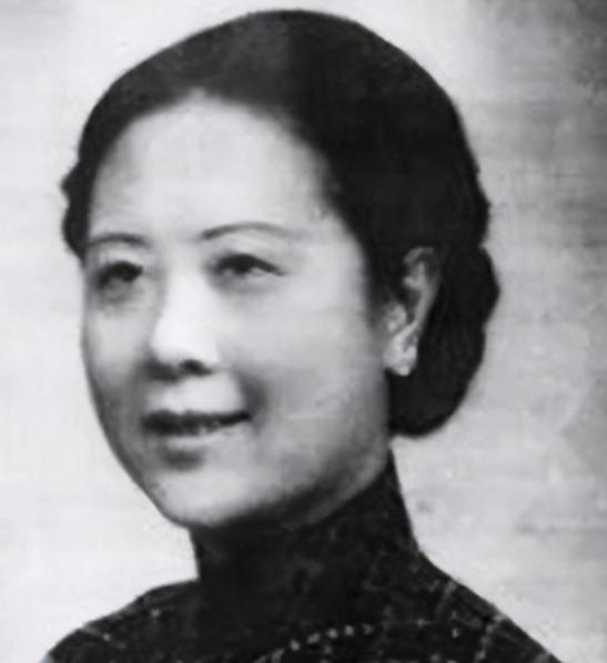 2001年，张学良在101岁去世前，终于道出了真相：“其实，当年我被扣押时，真正