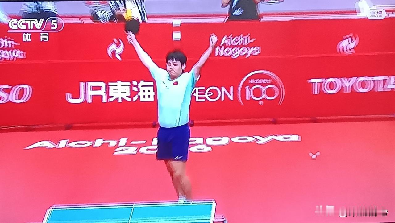 4-3惊天逆转，林诗栋苦战击败林昀儒，国乒包揽亚运男单冠亚军。
 
亚运会乒乓球