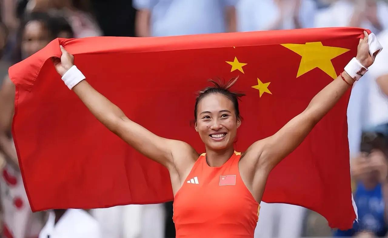 太惊险了！澳网：世界排名第五的郑钦文VS排名第110的托多尼！第一盘，通过抢7大