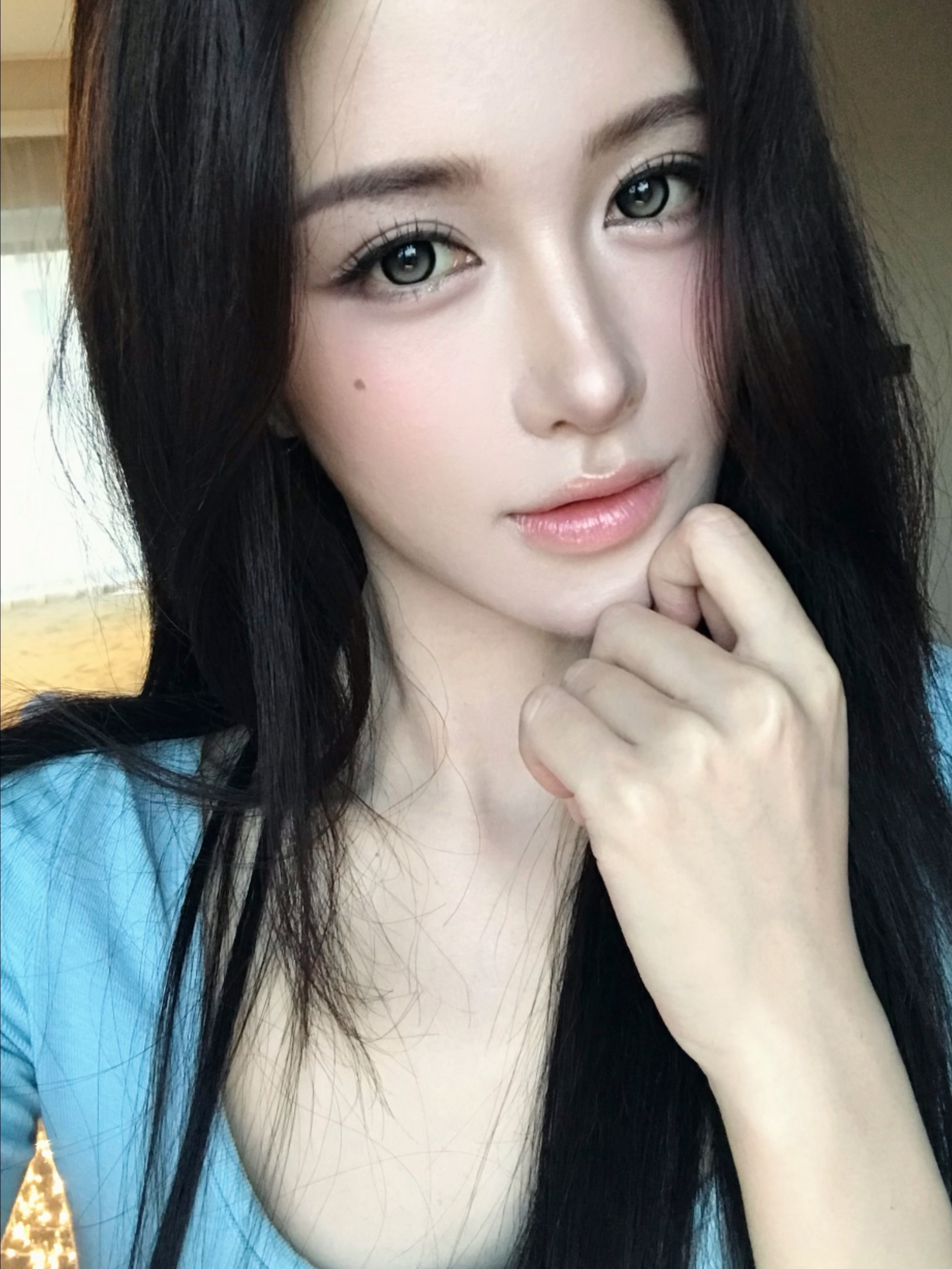 这个妆的无剪辑发啦！是跟小红书合作的活动 大家🈶时间的话可以一起跟练起来～小红