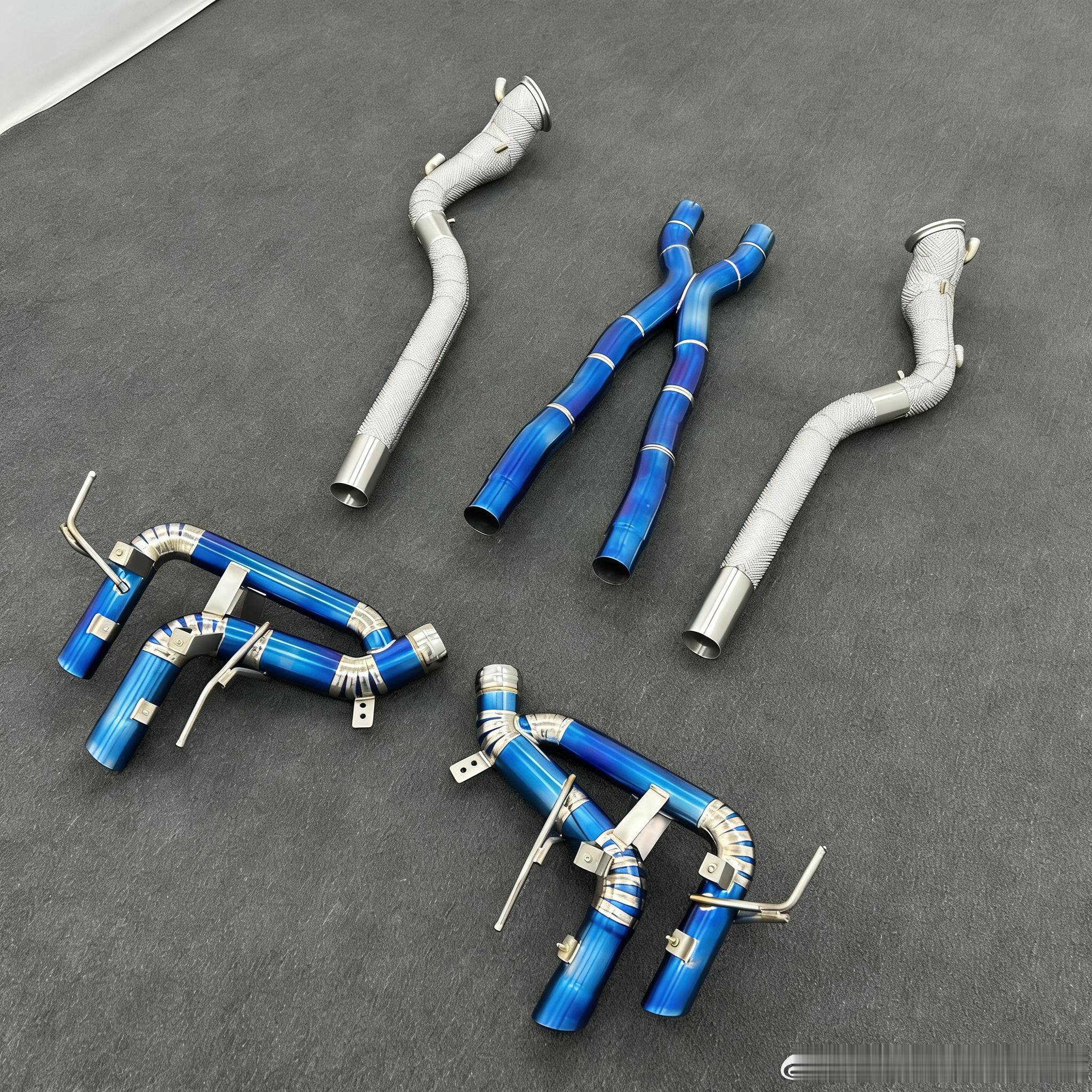 法拉利Purosangue FUV · CSK直通头段 + 钛合金阀门排气 