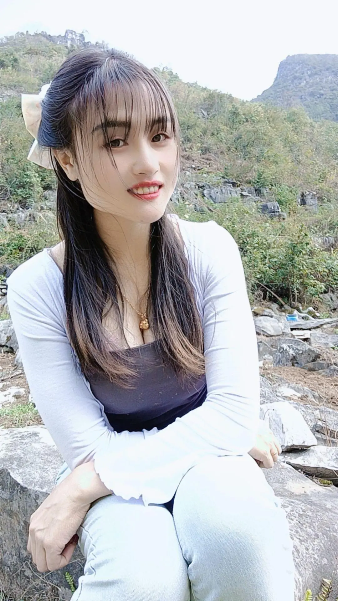 1992年的猴，30多岁了，心软善良，重情重义，总有吃不完的亏，还不长...