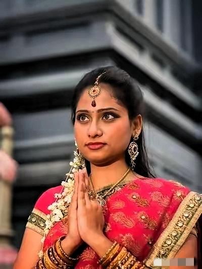 印度专坑中国企业屡屡得手
外资疯狂撤离印度股市，连续二十多天往外撤资，出逃规模短