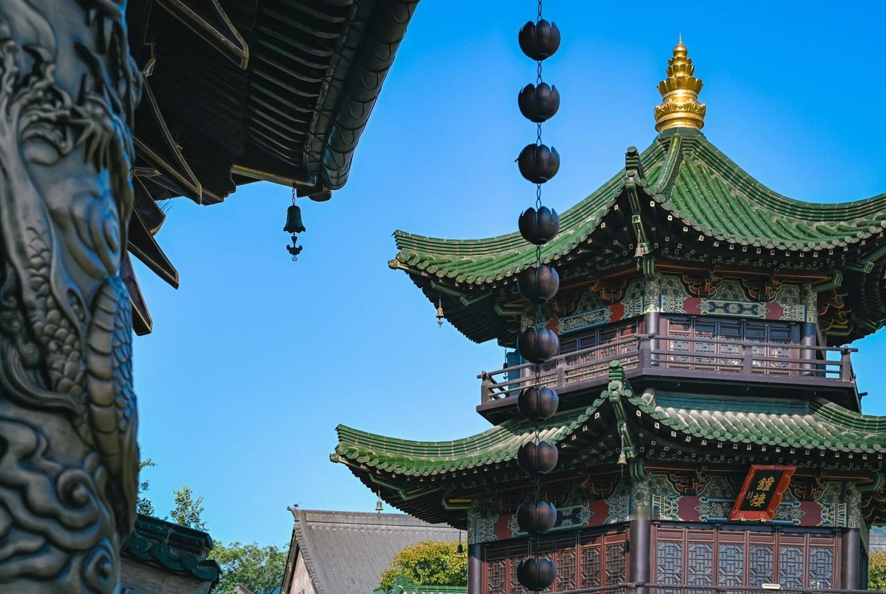 由于太超越，信不及也正常
大乘经典不断地说，有无数重的世界，就在一处。但是众生只