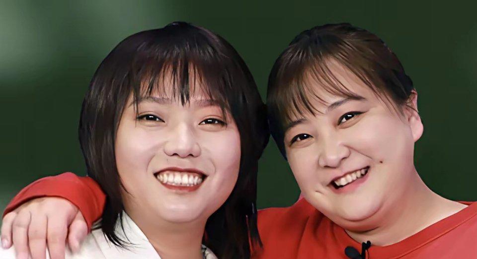 贾玲：雪琴啊，都说你是我的“接班人”，你看这娱乐圈，总得有个长得不吓人、大家伙儿