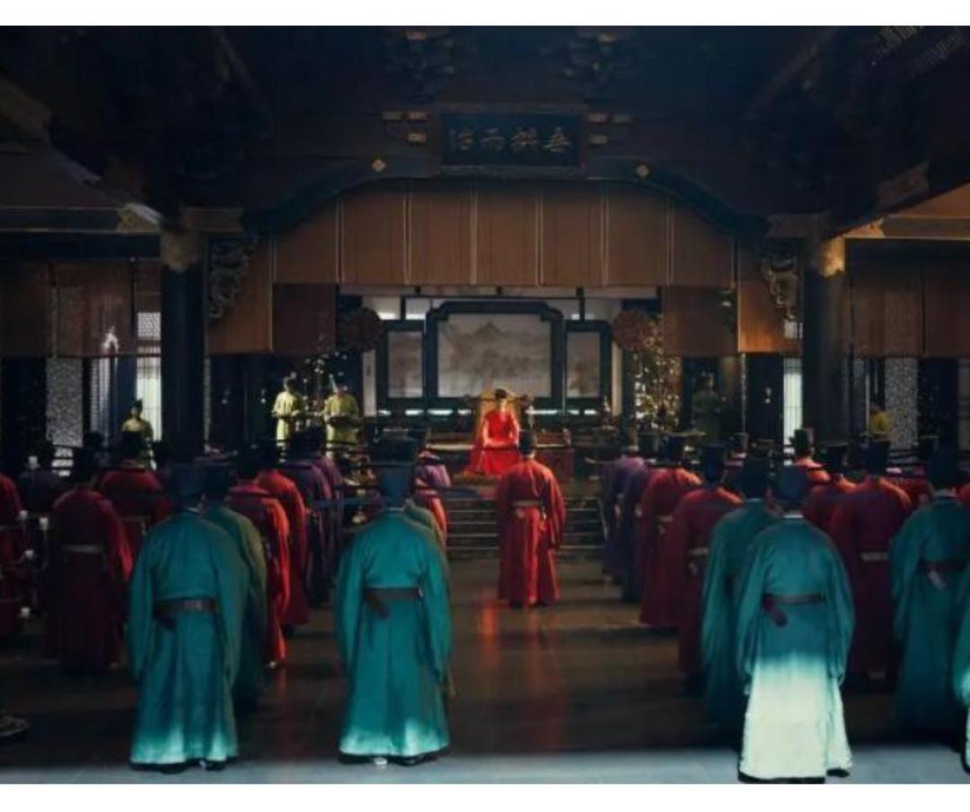 历史的长河中，权力的更迭往往披着华丽的外衣，令人难辨真伪。绍熙内禅，这一看似和平