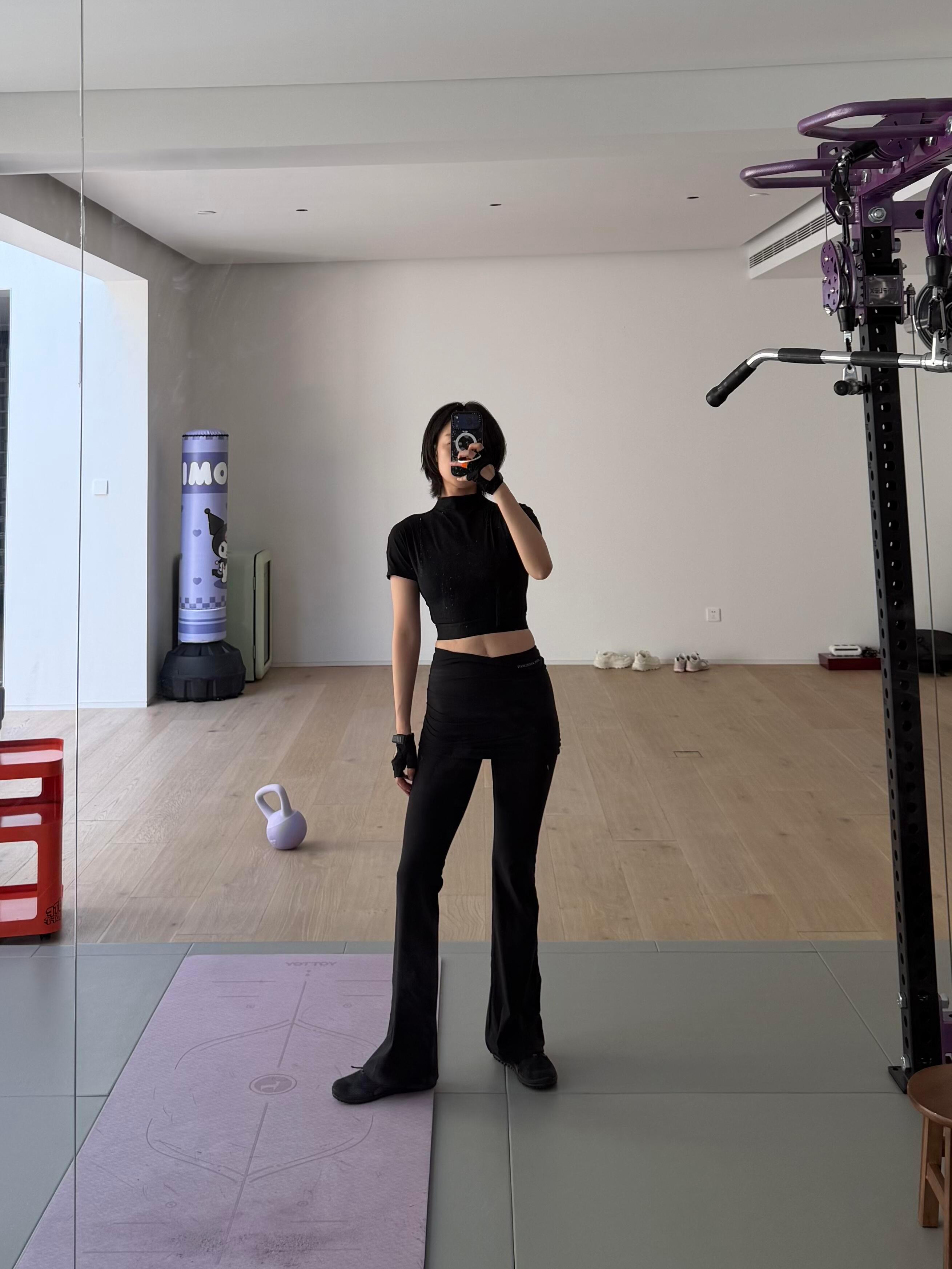 倪妮  爱上健身房🏋️ 