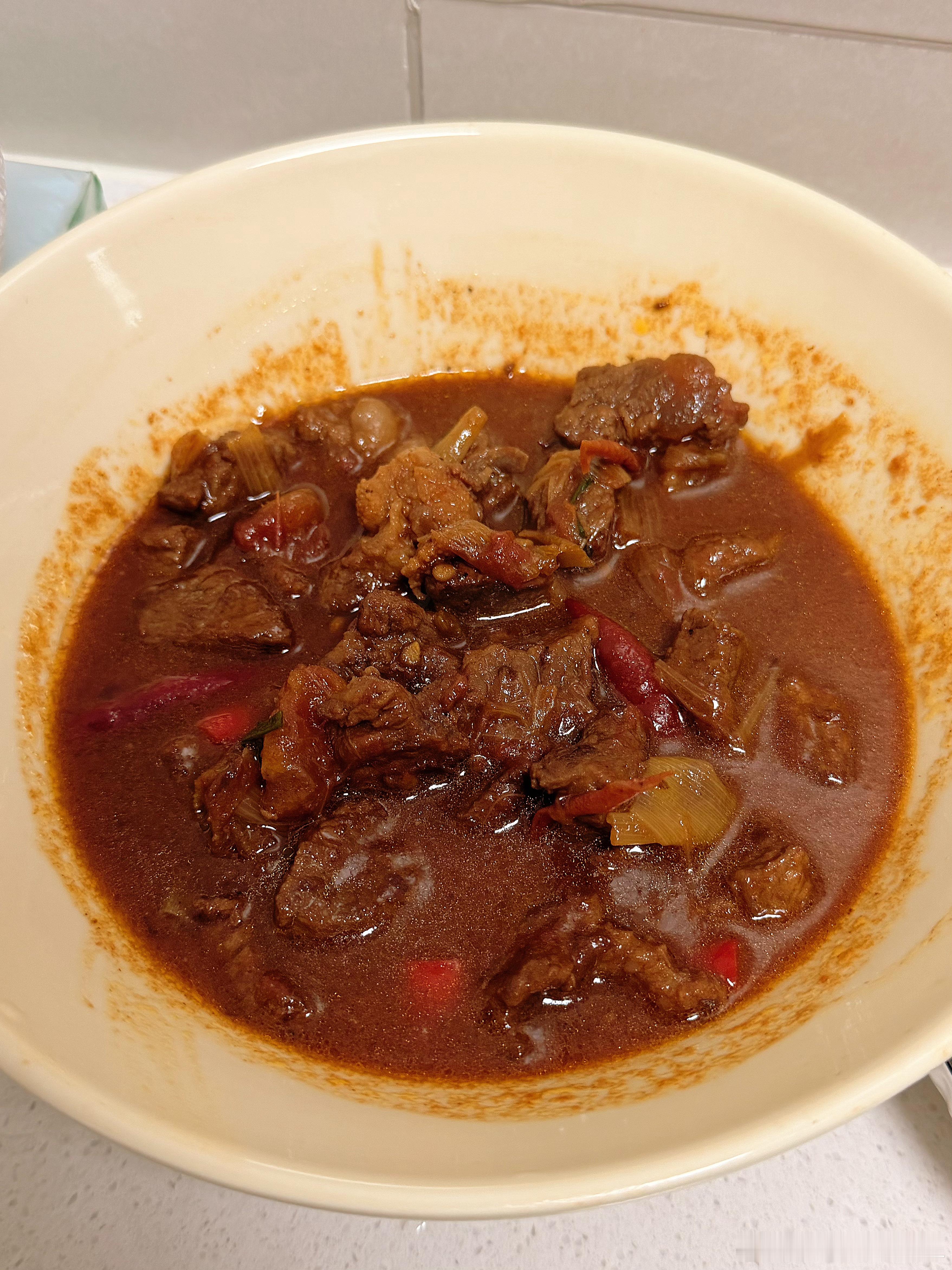 炖了一锅番茄🍅牛腩 今天的第二餐 ​​​