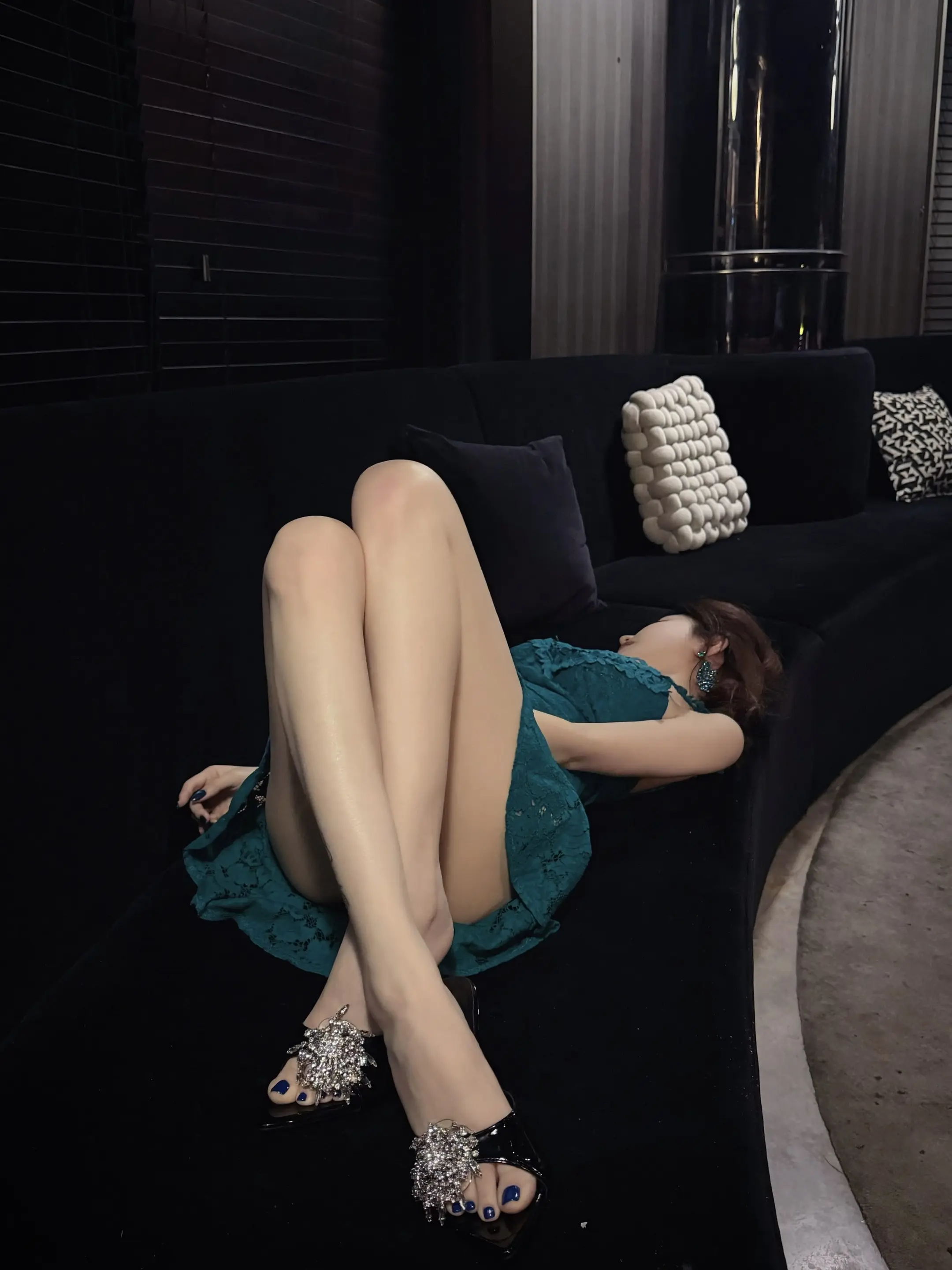 那我要你的薪 你给吗。