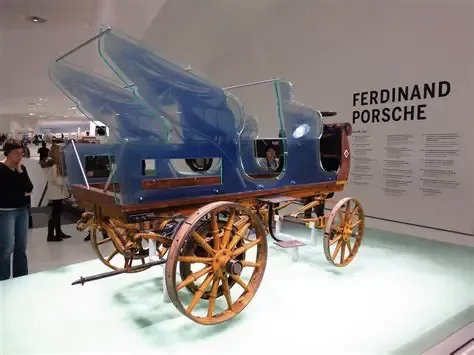 1898年，保时捷就已经电动化转型了：保时捷博物馆的“纯电”保时捷P1，以我为证