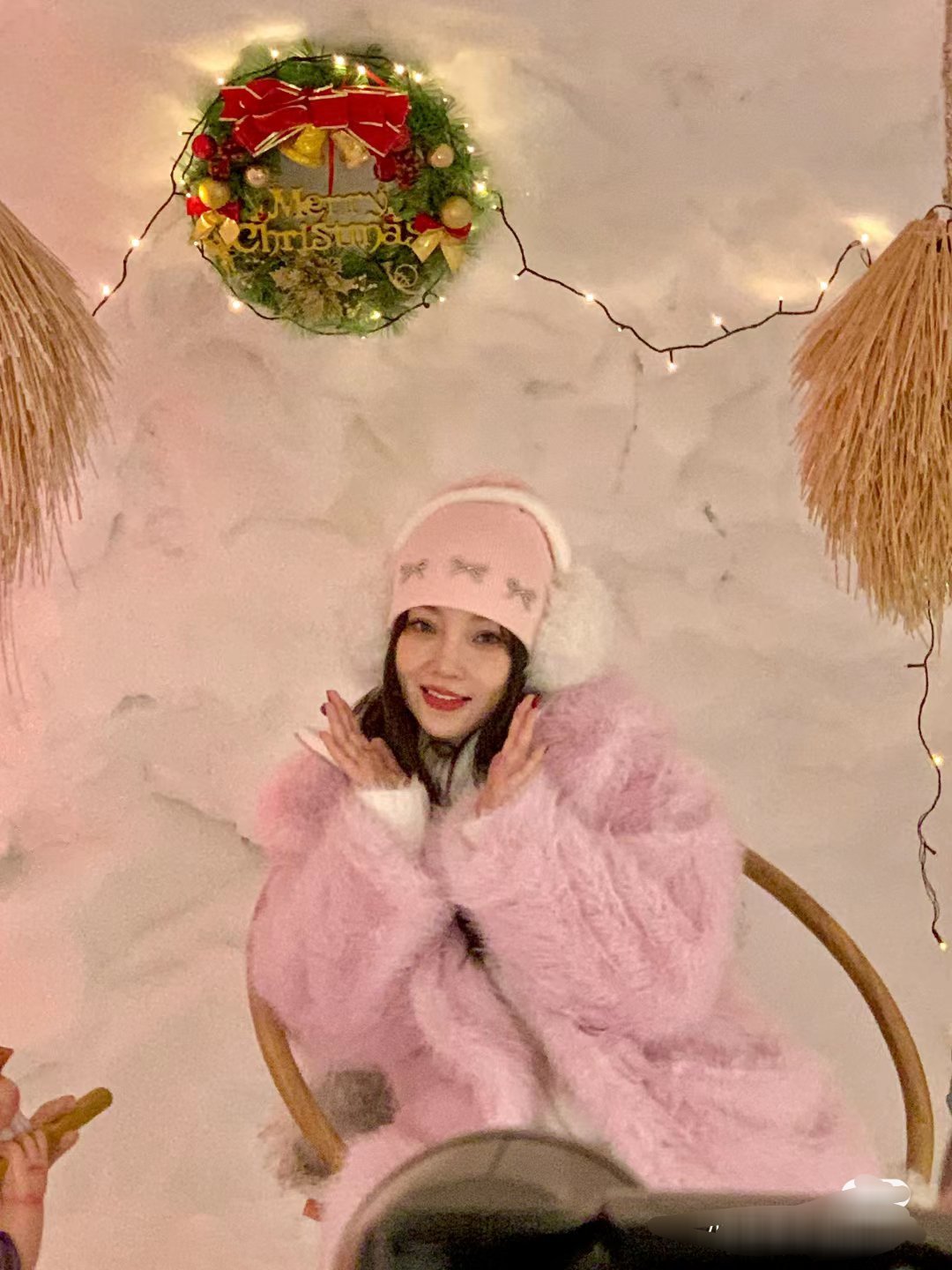 一些前几天在长白山被偶遇的李美璐#李小璐私服[超话]##全世界最好的李小璐[超话