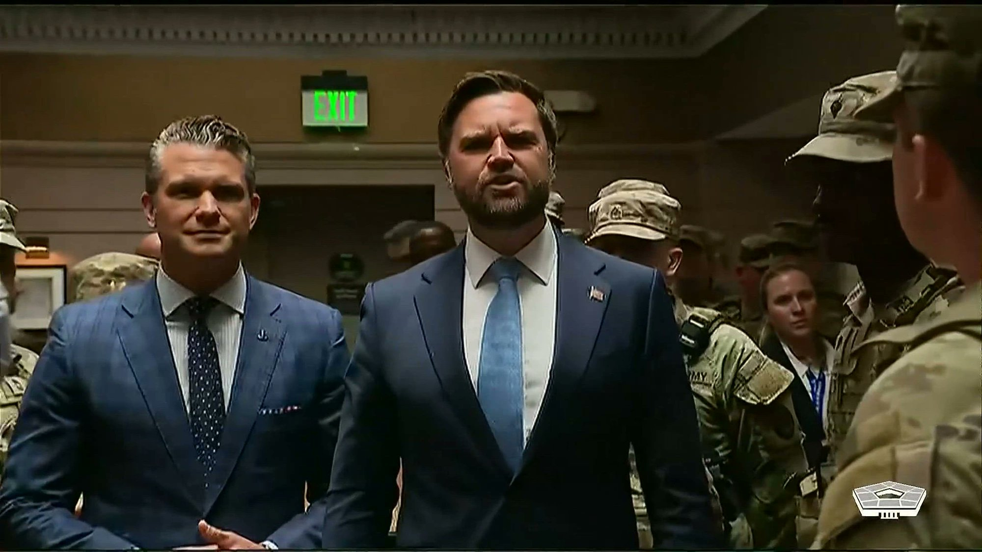 🔻大西洋月刊说，JD·万斯私下对五角大楼关于伊朗战争的描述提出质疑，尤其质疑美