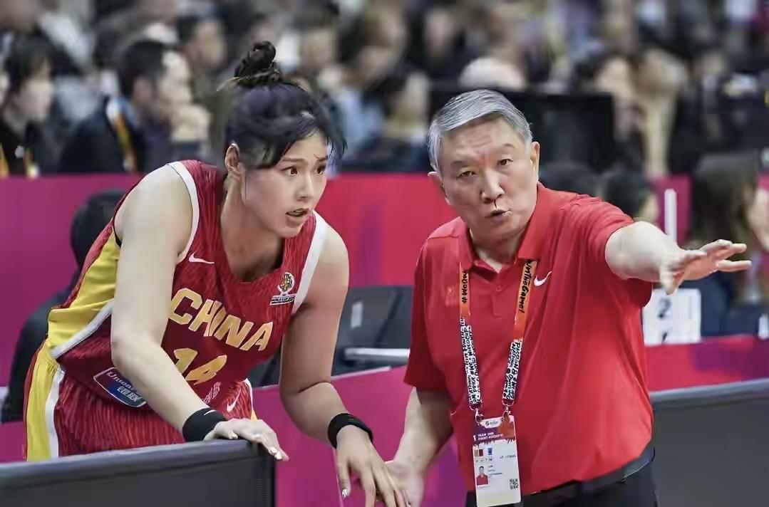 麻烦了，李月汝退赛后，中国女篮再收重大坏消息，宫鲁鸣太难了

中国女篮眼下真正麻