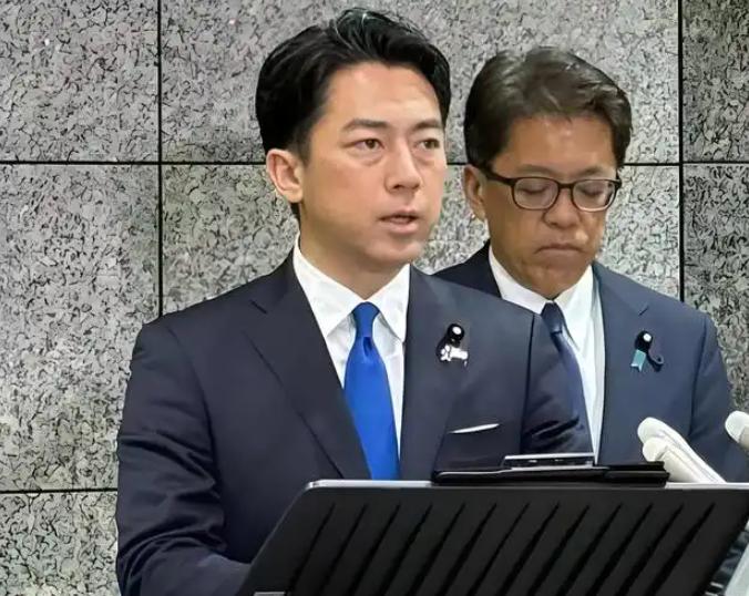 日本防卫大臣小泉进次发表声明。

4月19日，针对日本军舰刚挑衅性的经过台湾海峡