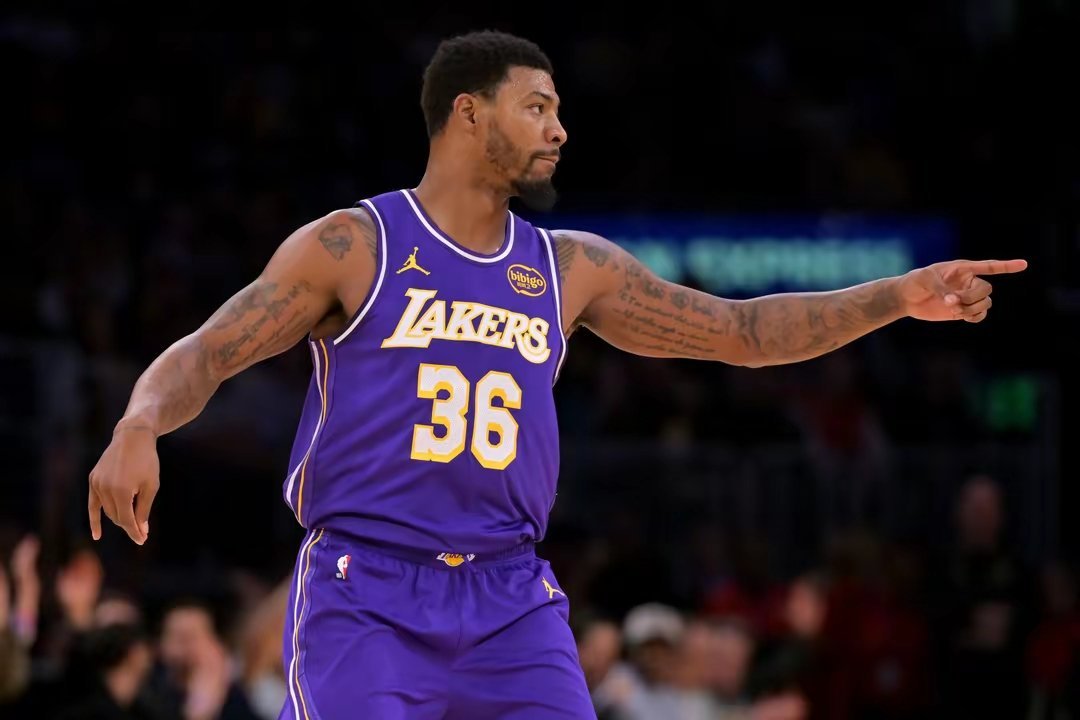 险酿大错！斯玛特担责：一切都是因为我&很愚蠢 还好赢了nba篮球 12月15日讯