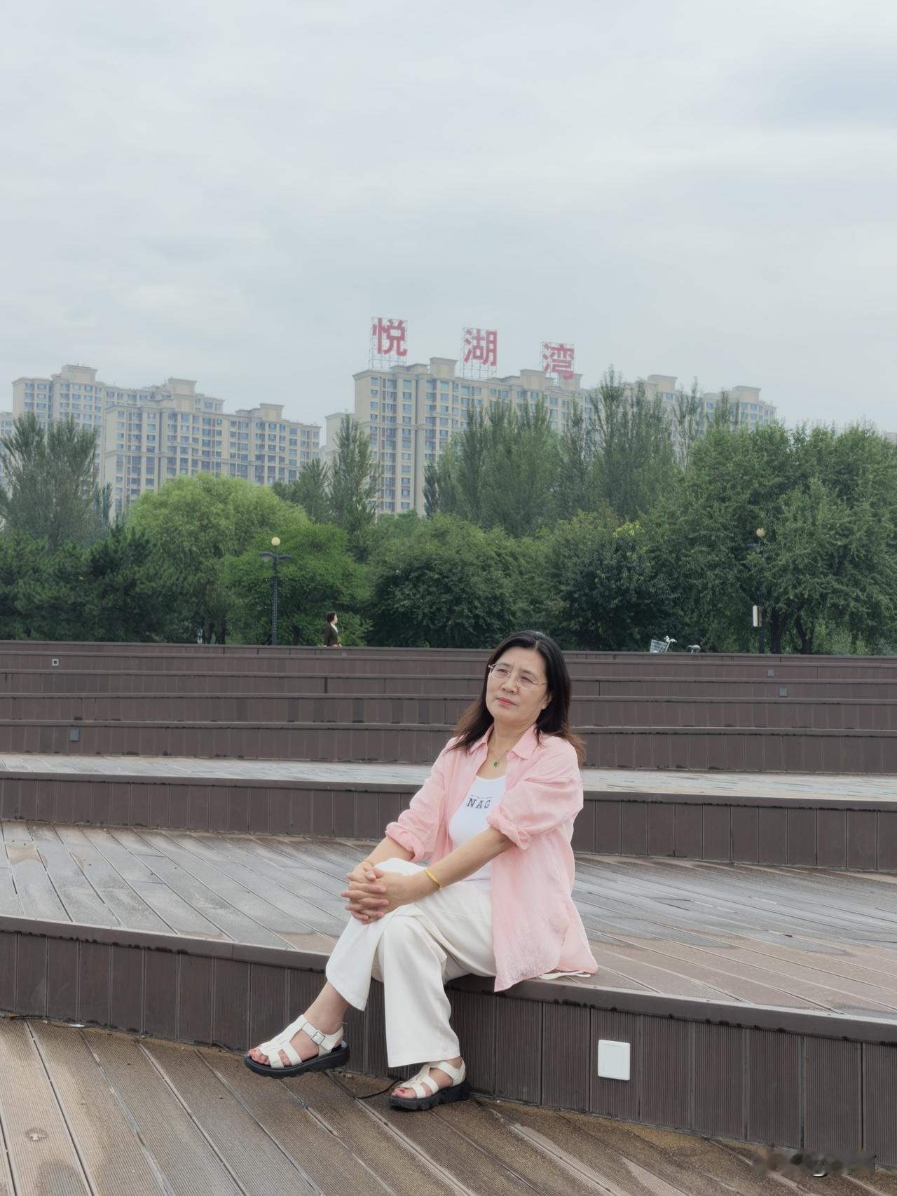 8月5号，大同，阴
来大同第五天，三天在下雨。
哪也没去成，休息一天，明天再出发