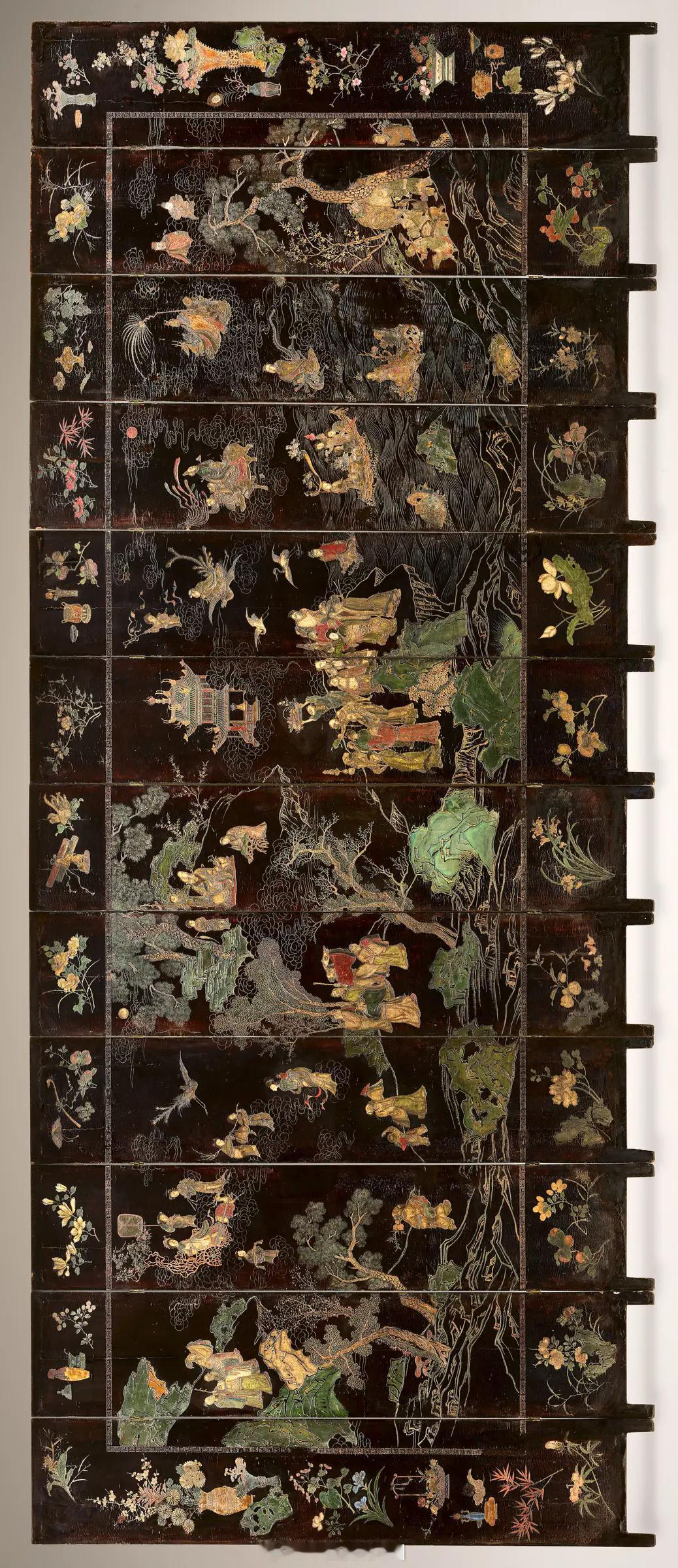 髹饰录 | 清康熙 款彩群仙贺寿图十二扇屏风尺寸：244cm x 49.5cm 