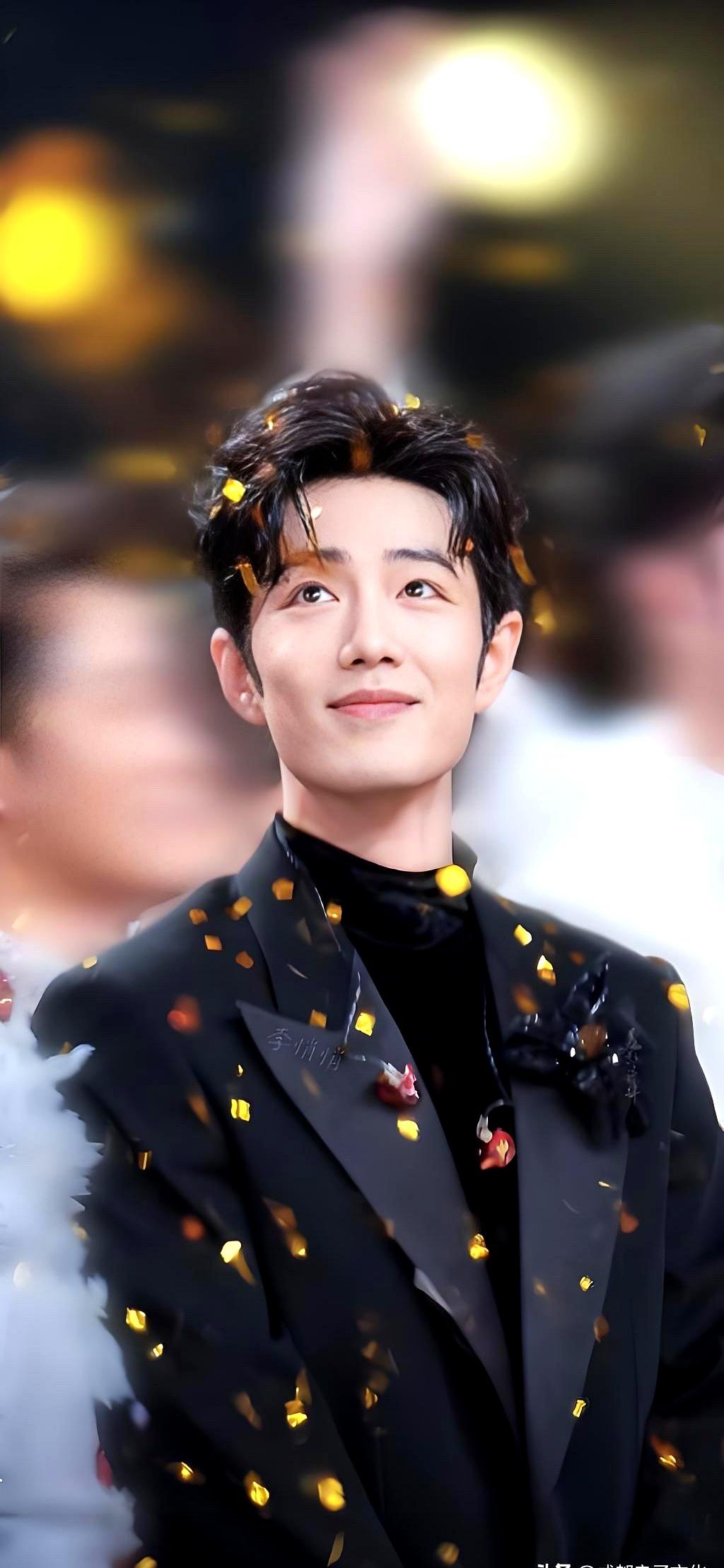 我一个干了二十多年活动策划的，今天必须说句公道话。
 

这两天网上老有人问，为