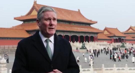 英国天空新闻今天报道，英国政府已确认，英国公民现在可以免签前往中国旅行。免签旅行