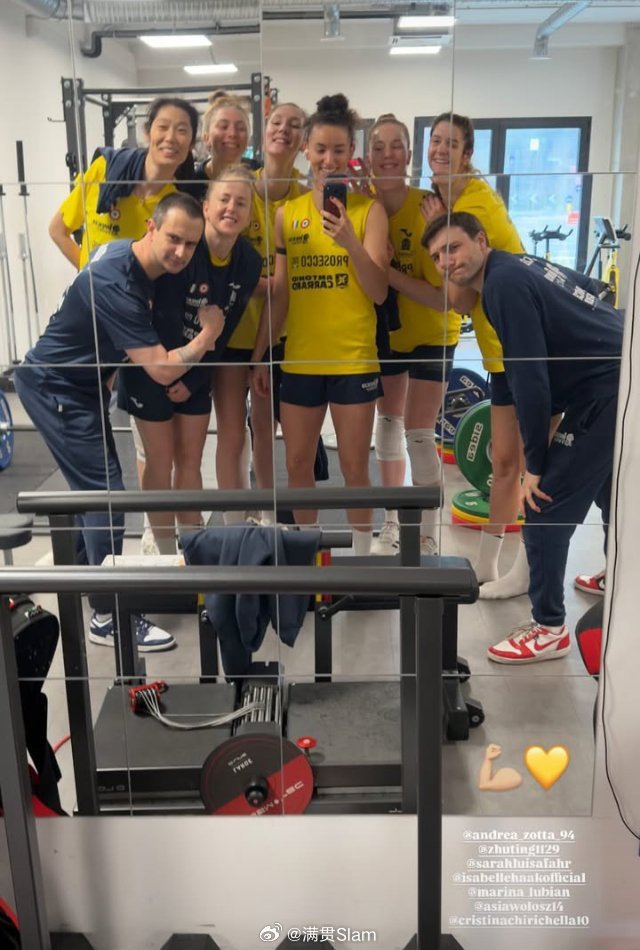 朱婷 fit加比的健身房合影📸朱婷留洋第七季