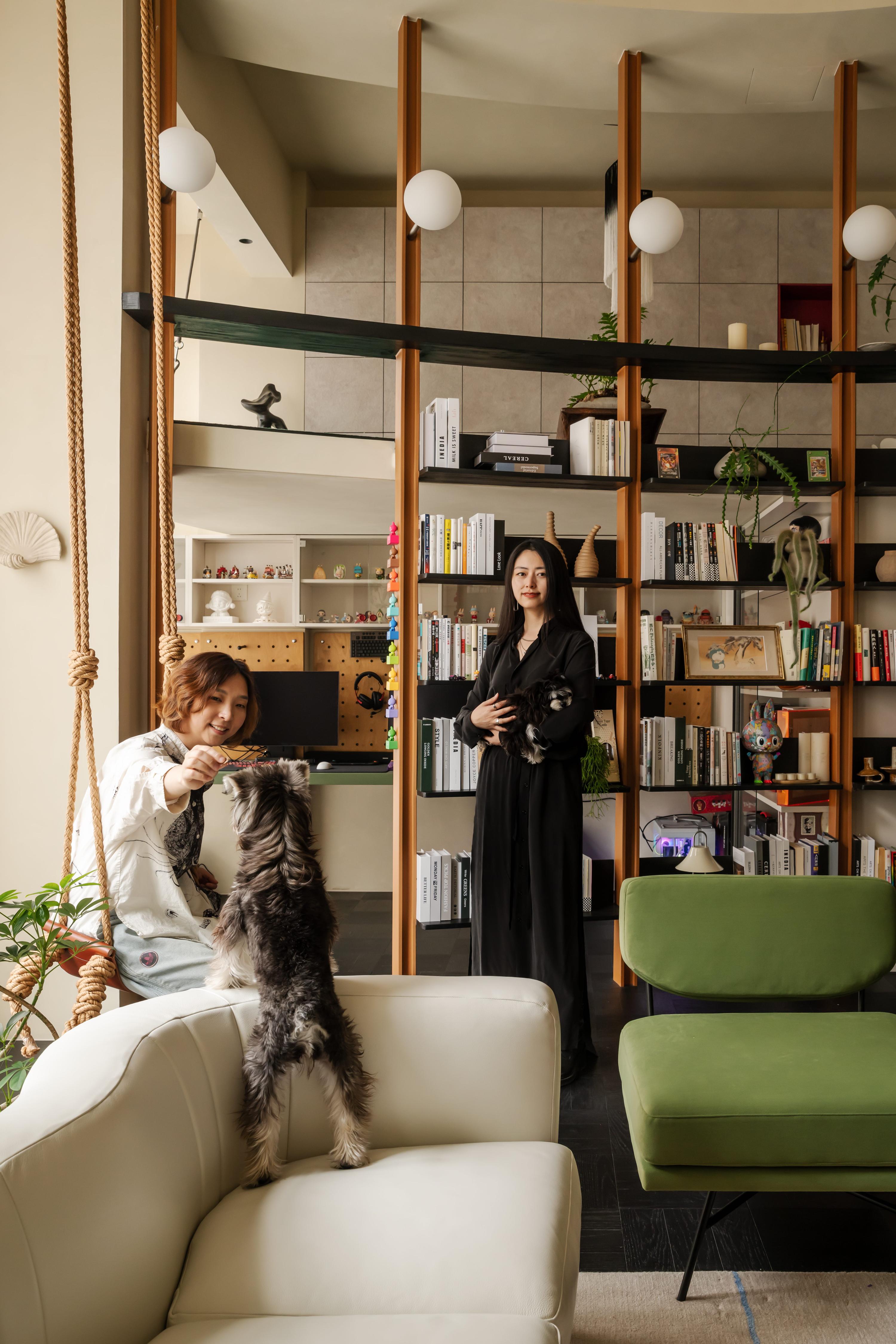 前阿里高管200㎡之家不鸡娃，只要松弛。在这个200㎡的北京望京跃层里...