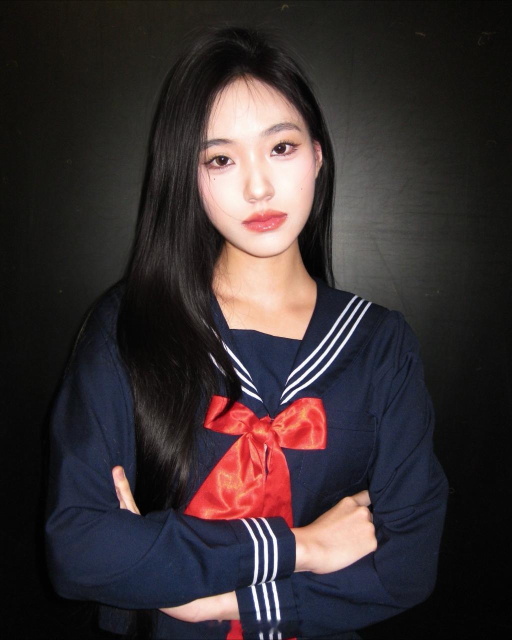 #小S二女儿水手服造型##小S二女儿Lily水手服造型#好美！像妈妈小S ​​​