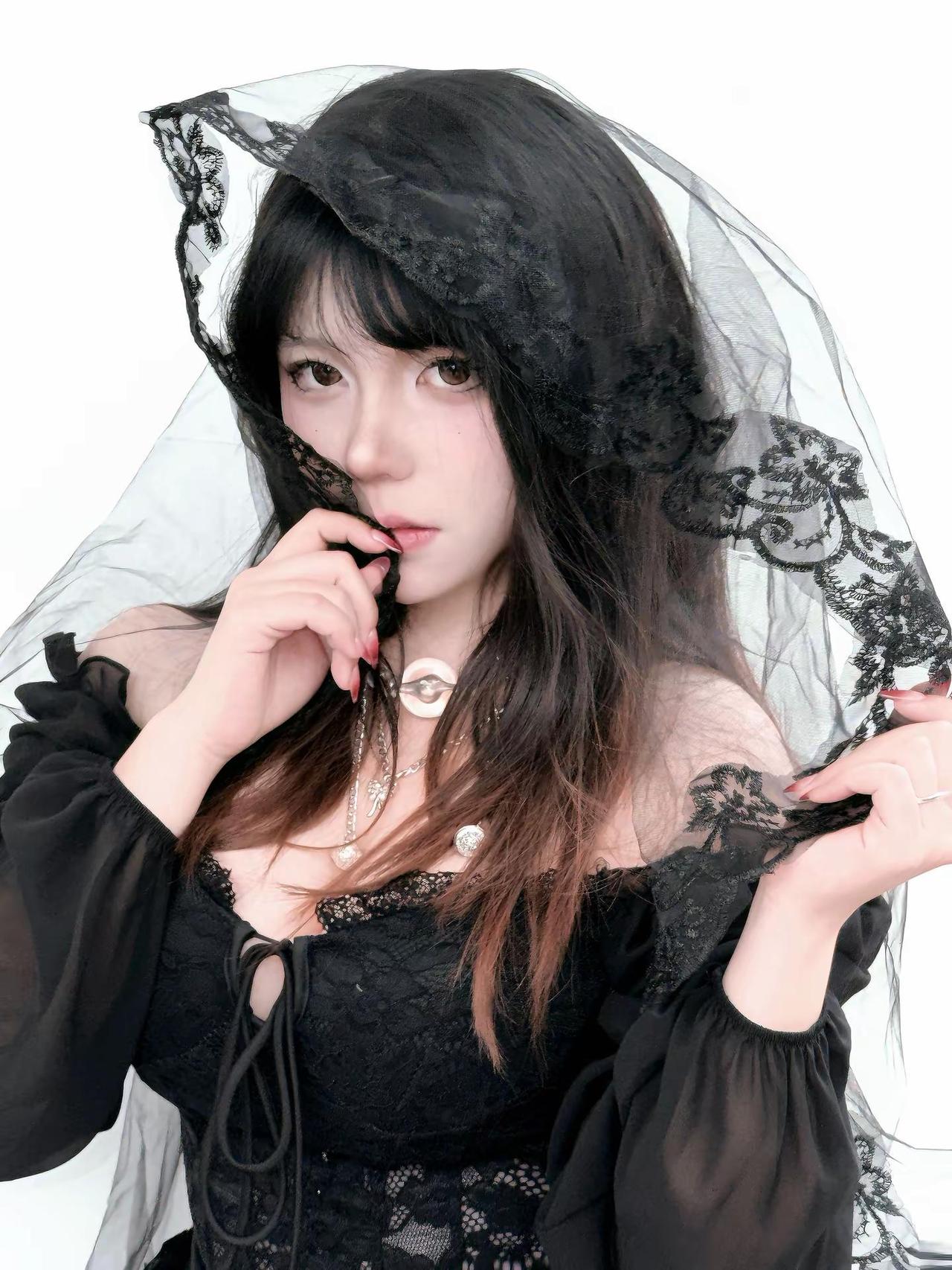 手势舞高p 古早随机手势72变特效