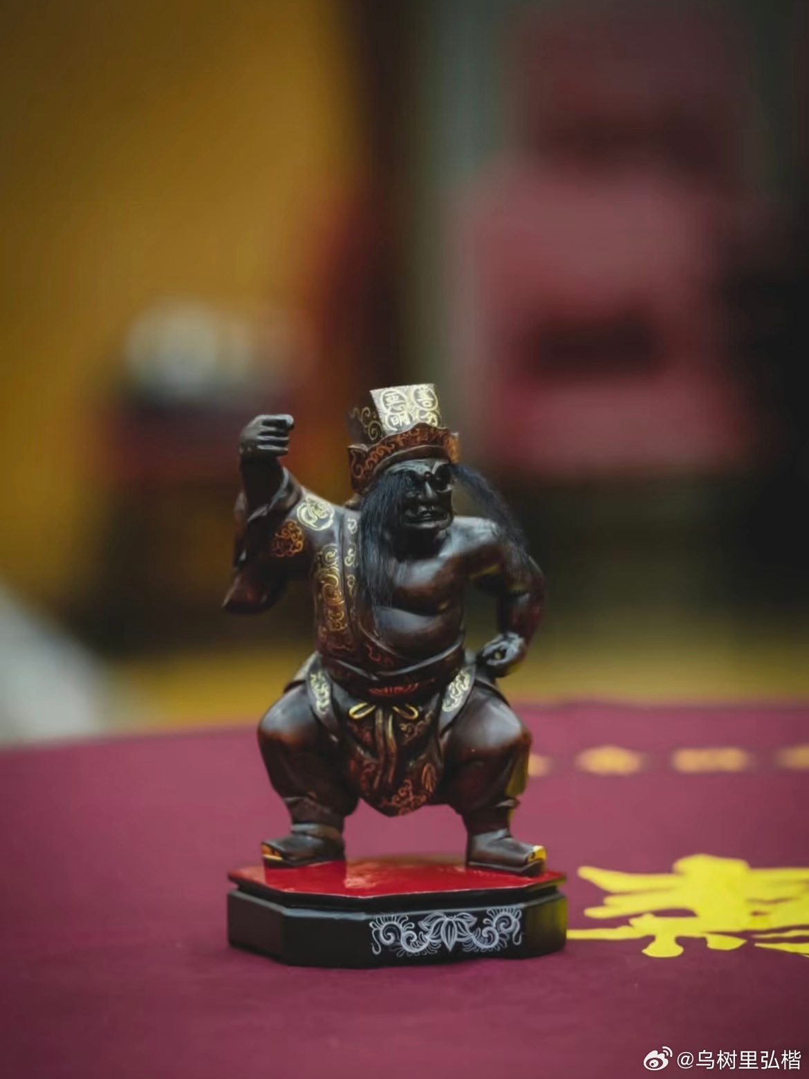 当你不开心的时候，想想自己还剩下多少年可以折腾，想明白了，你就再也不会生气了。烦