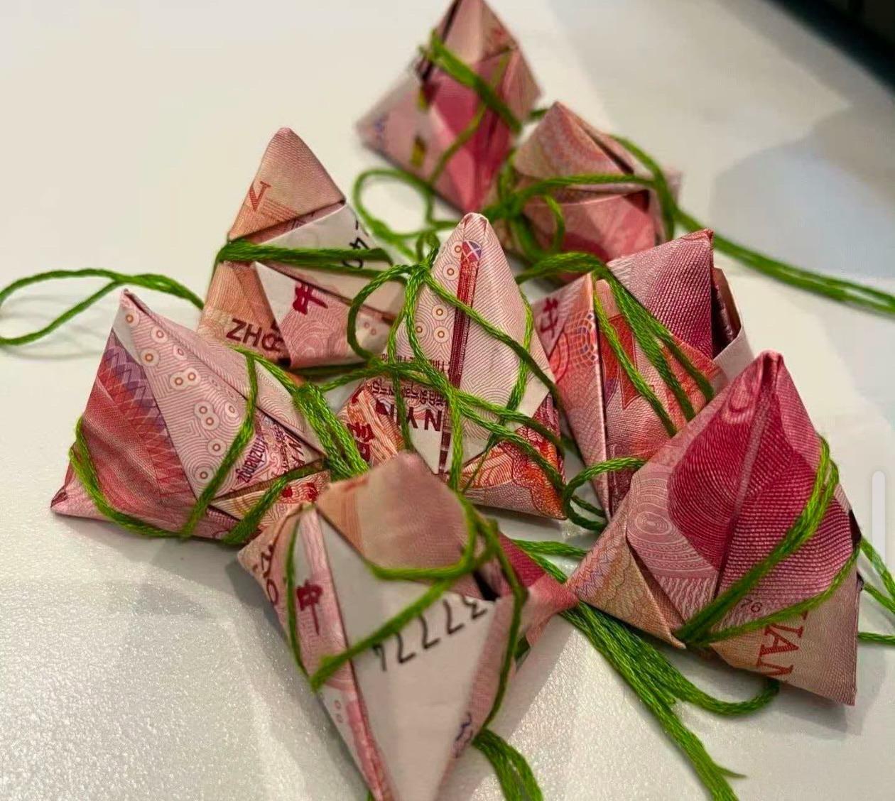 男朋友妈妈给准备的节日礼物