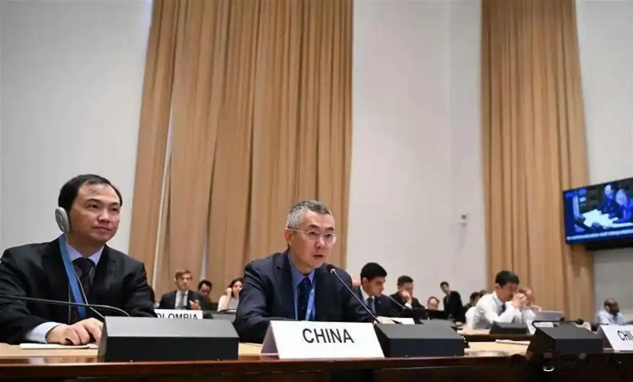 《防止弹道导弹扩散海牙行为准则》（HCOC）本质是自愿性政治承诺，不是强制国际条