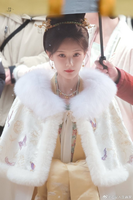 李一桐《金枝》陈雀儿造型路透 