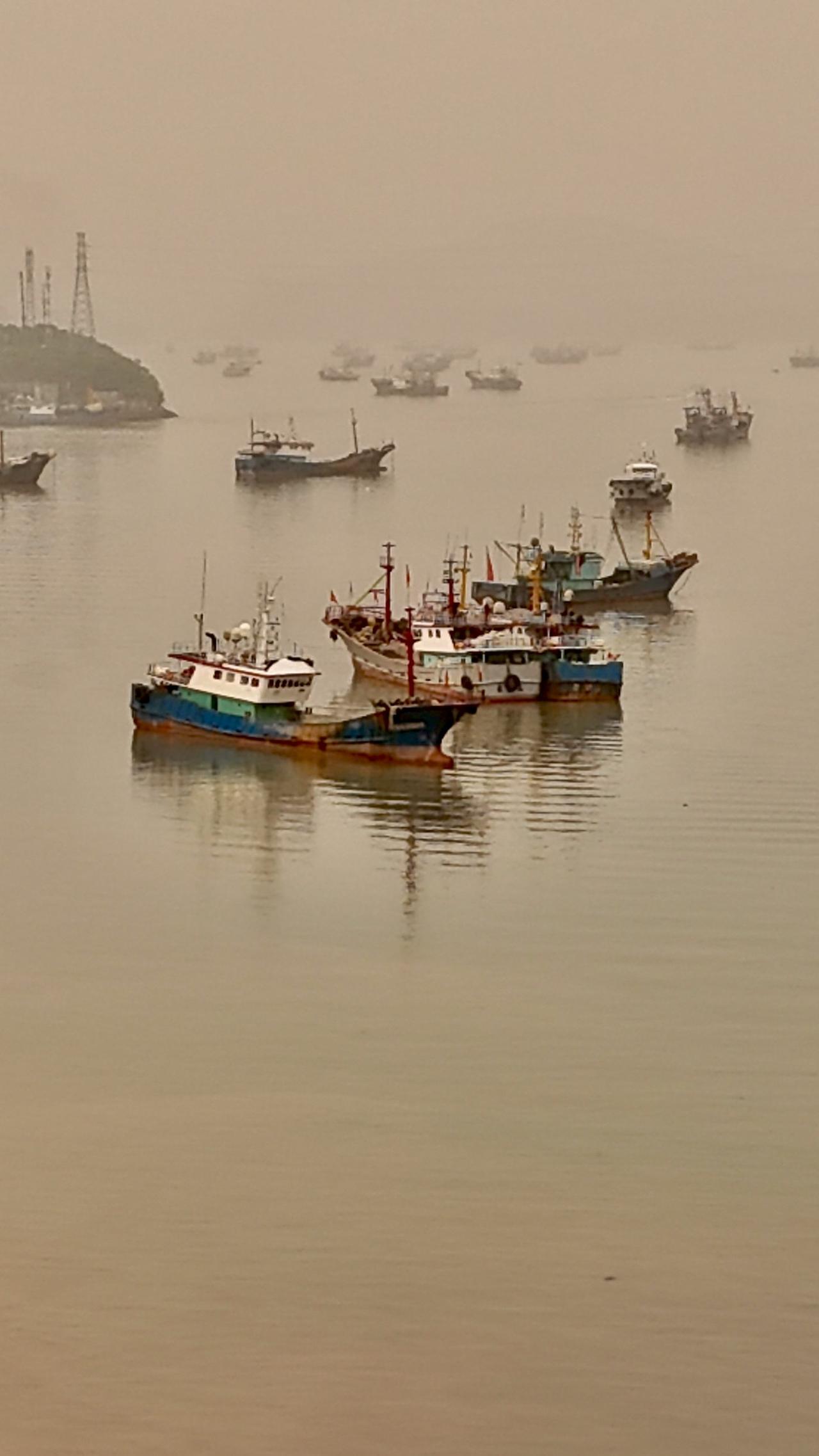 11不捡

1、不捡玩偶
2、不捡红绳
3、不捡路边来历不明钥匙扣
4、不捡看似