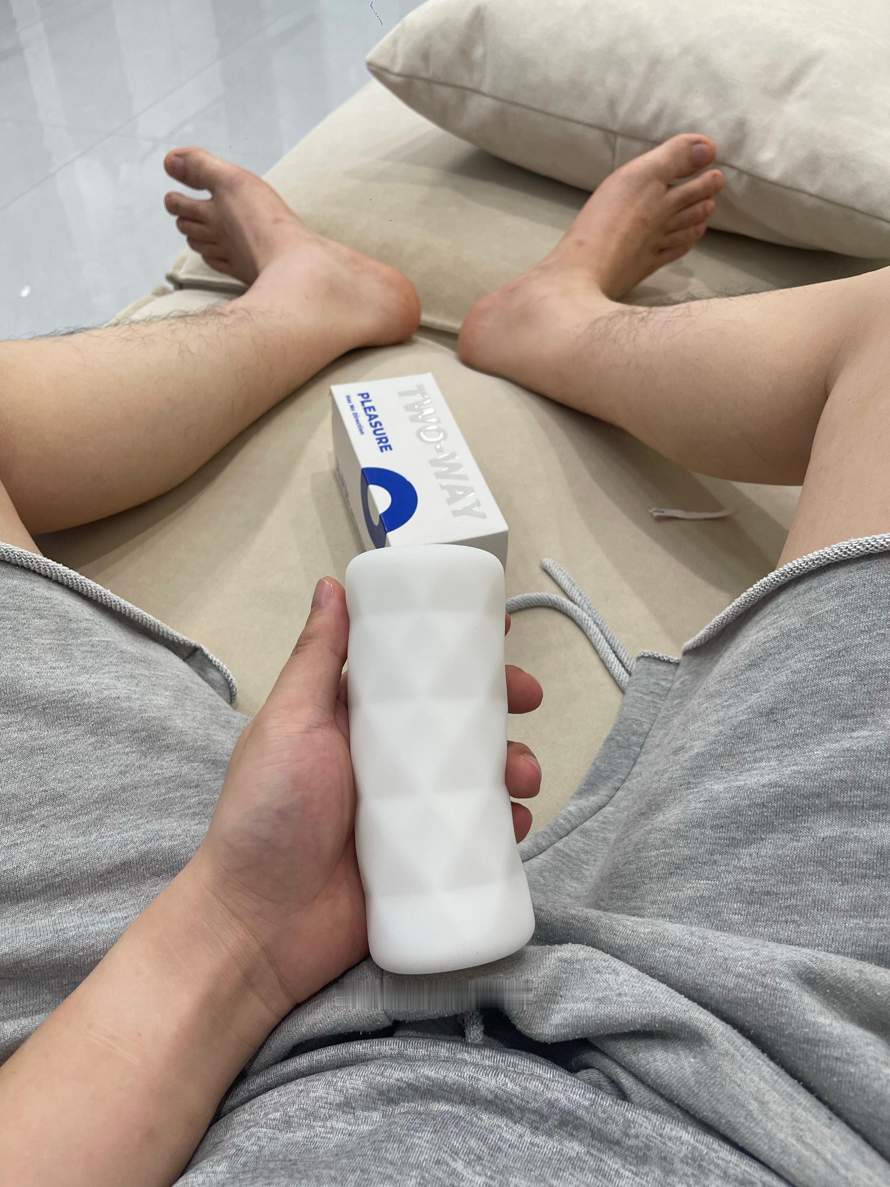 被这个【双向设计】的✈️杯拿捏住了[污]一体式贯通内腔 + 双入口可切换，一种物